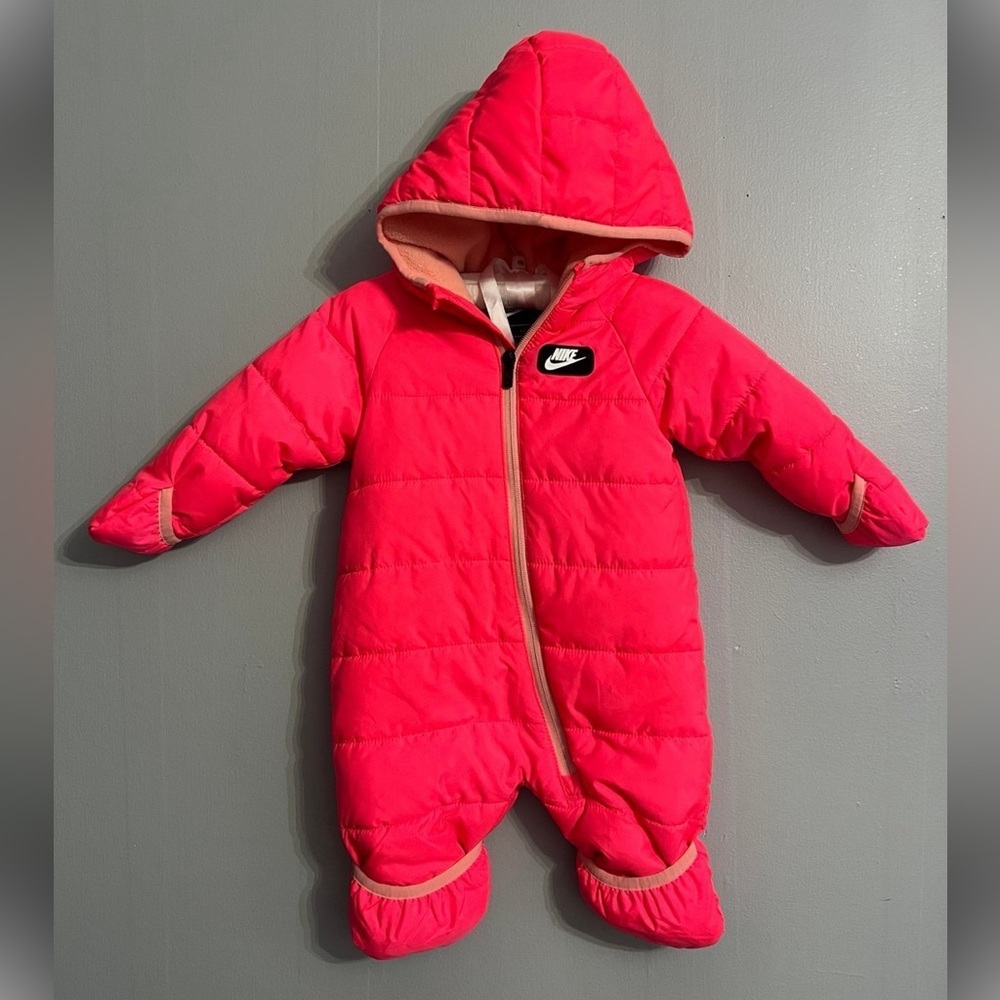 Nike Baby Girl 6 Months Pink Snowsuit